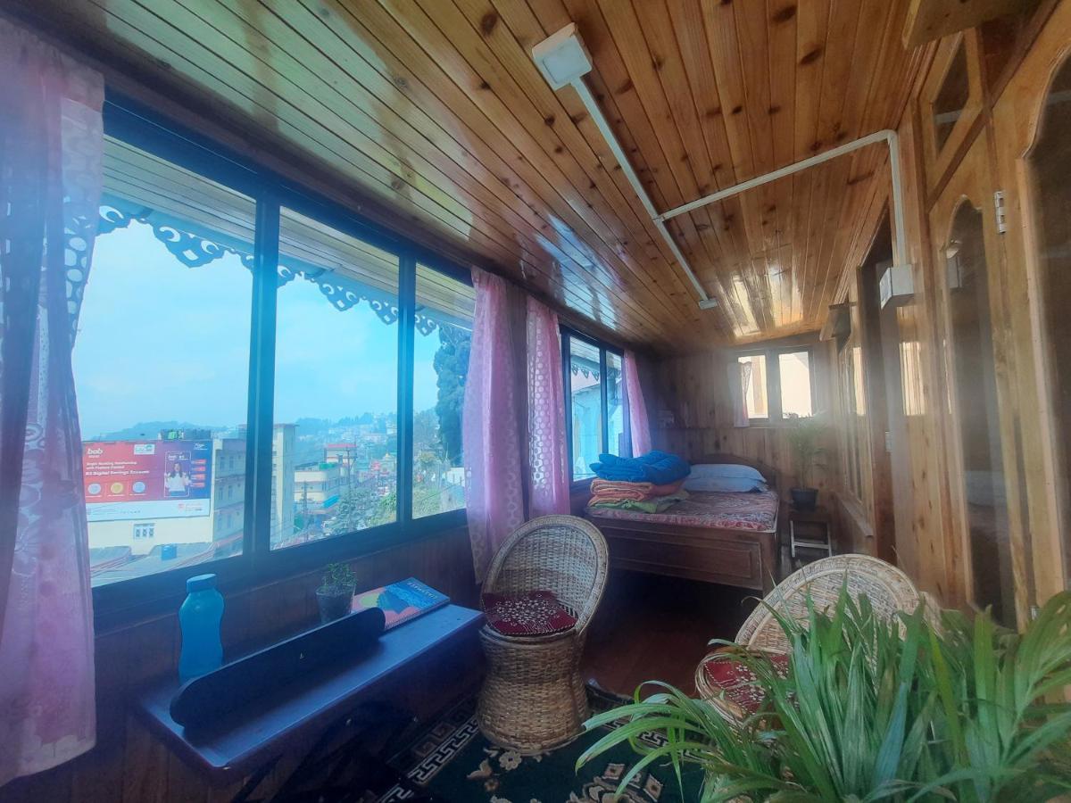 Neora Backpackers Hostel Dardzsiling Kültér fotó