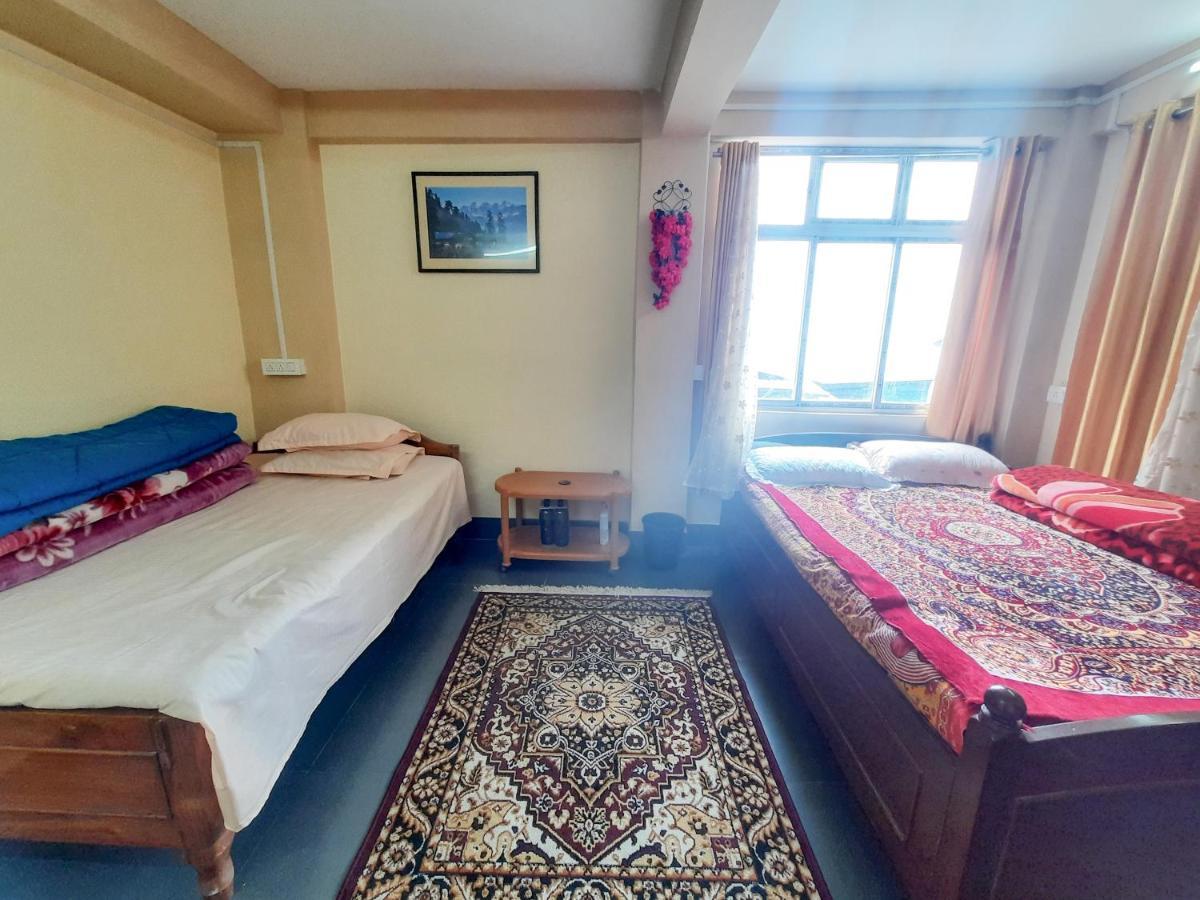 Neora Backpackers Hostel Dardzsiling Kültér fotó
